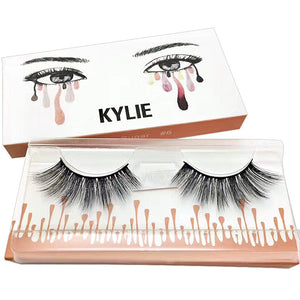 KYLIE JENNER NATURAL SOFT EYELASHES