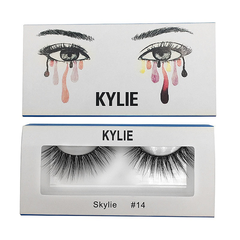 KYLIE JENNER NATURAL SOFT EYELASHES