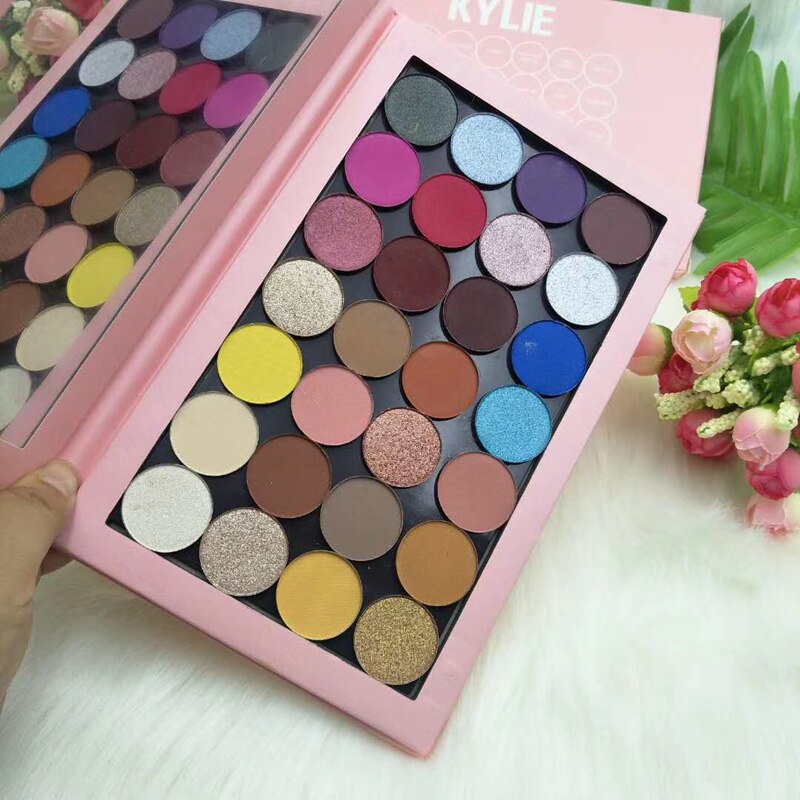 KYLIE JENNER MAKE UP SET