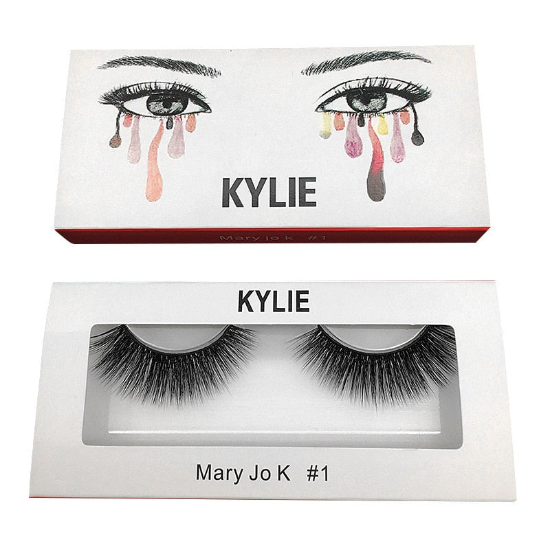 KYLIE JENNER NATURAL SOFT EYELASHES